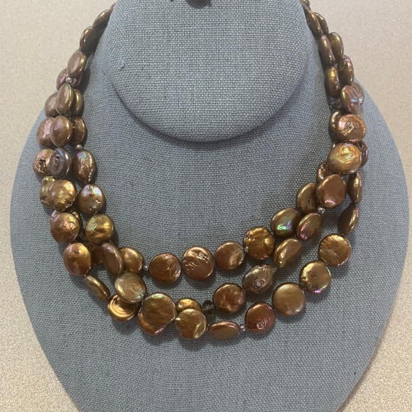 Elegant & Chic!Silpada Gold and Brown Multi-Strand Necklace with Lustrous Pearls - Picture 4 of 5
